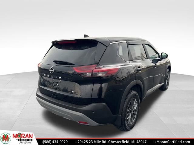 Used 2023 Nissan Rogue S image 5