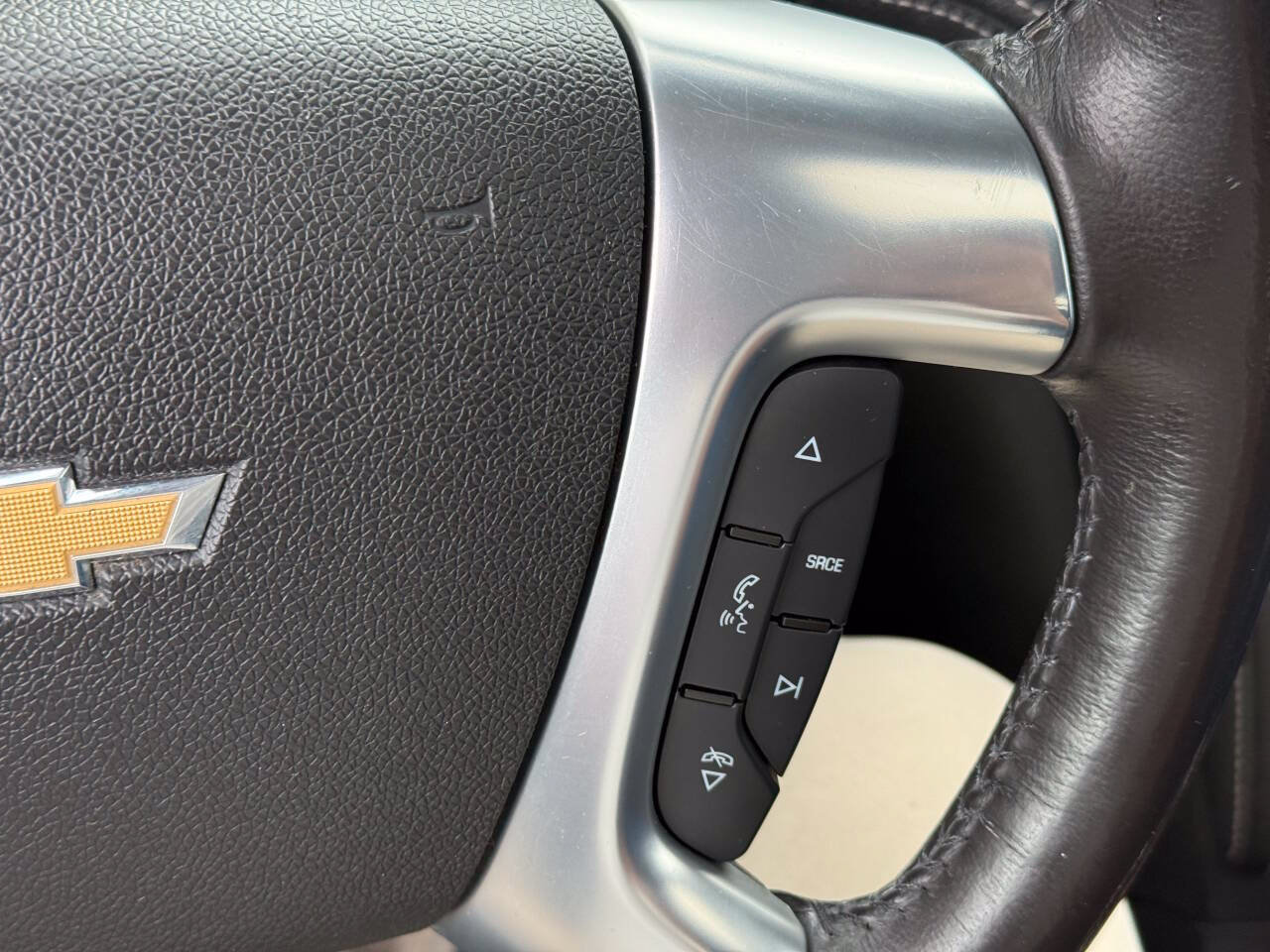 Used 2014 Chevrolet Traverse LTZ AWD/4WD image 22