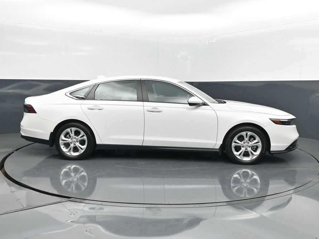 Used 2024 Honda Accord LX image 5