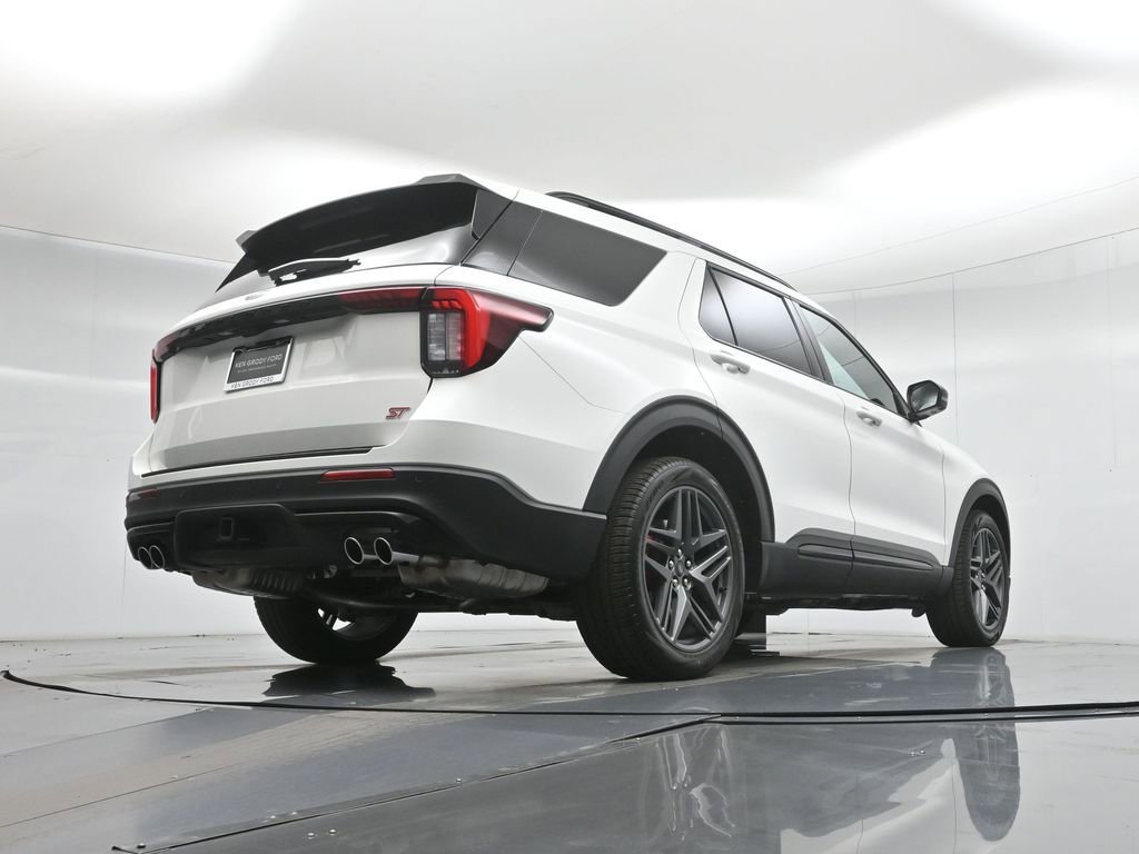 New 2026 Ford Explorer ST image 48