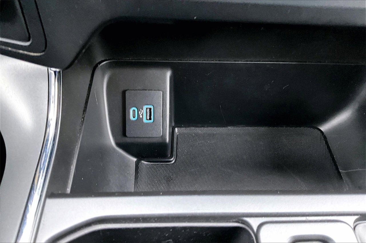 Used 2021 Ford F150 XLT w/ Equipment Group 301A Mid image 17