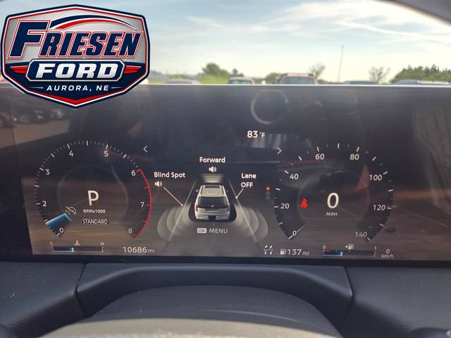 Used 2025 Nissan Armada PRO-4X AWD/4WD image 18