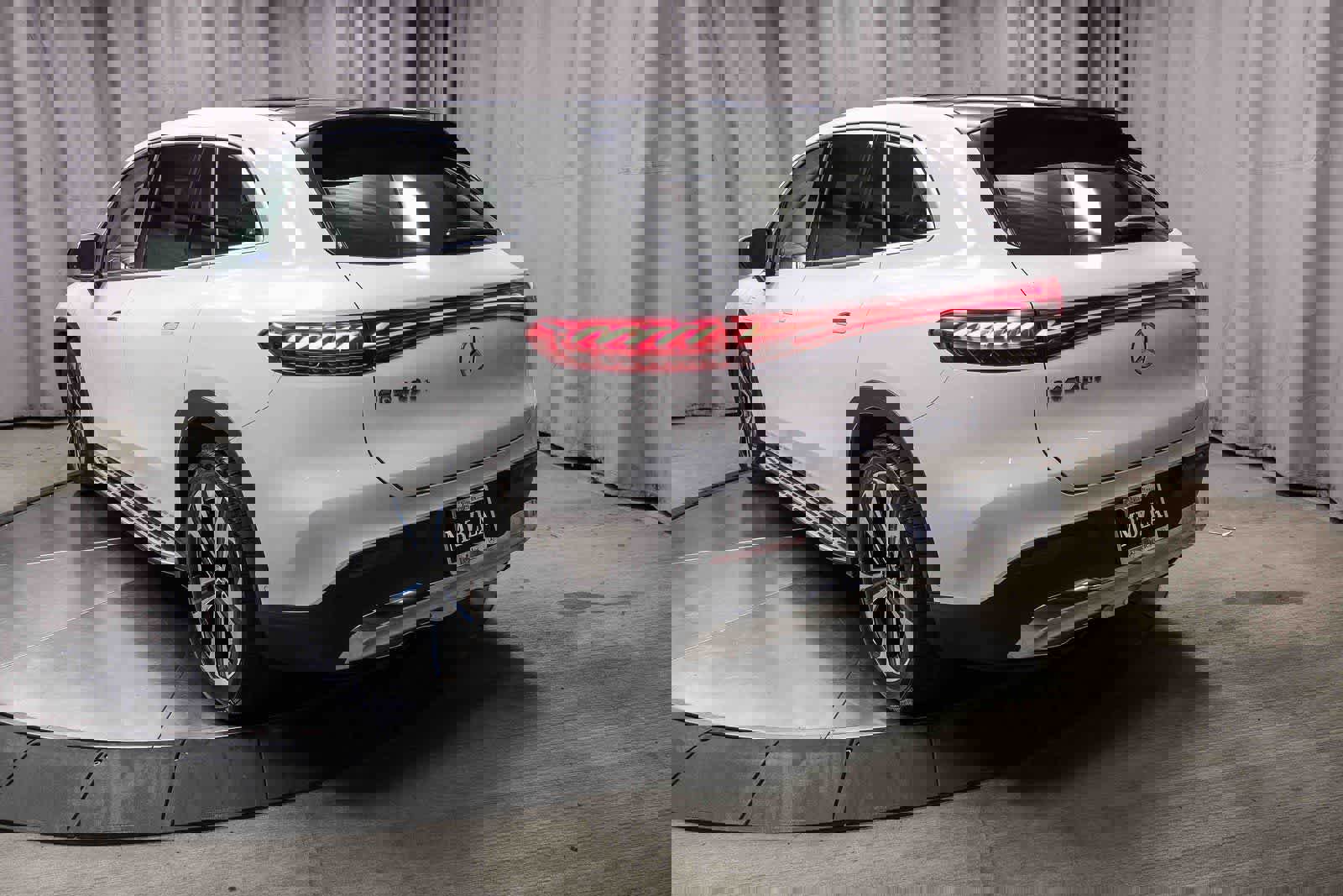 Certified 2023 Mercedes-Benz EQS 450+ SUV image 8