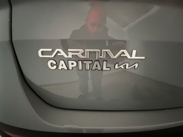Used 2024 Kia Carnival SX FWD image 27