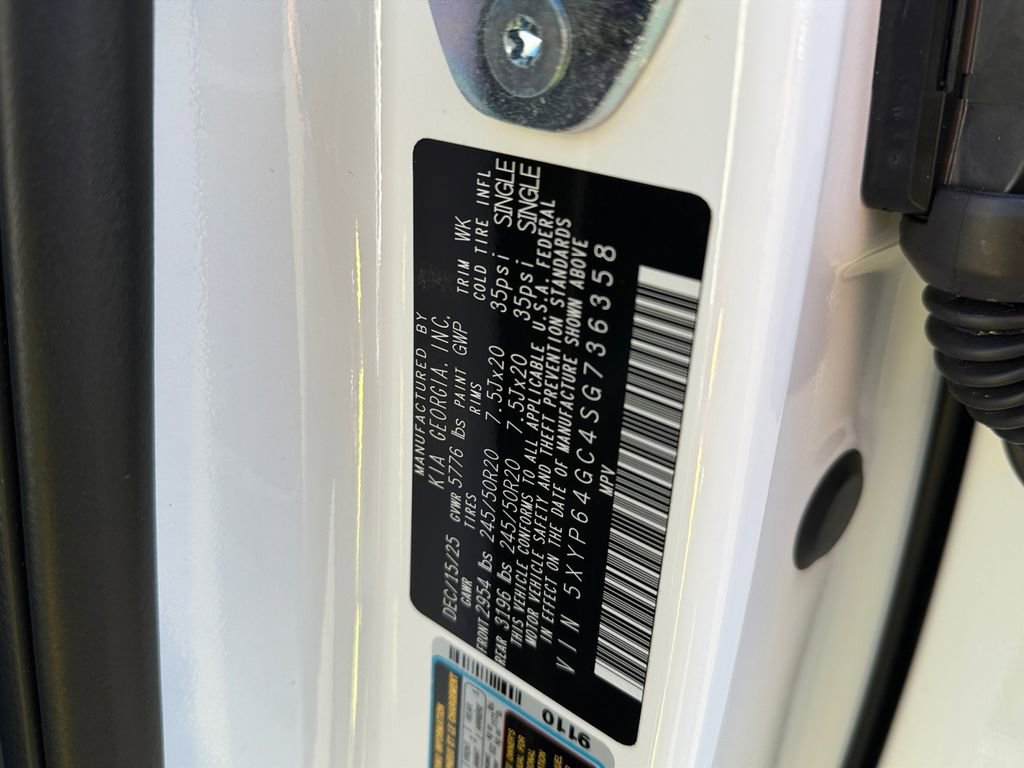 New 2025 Kia Telluride S image 28