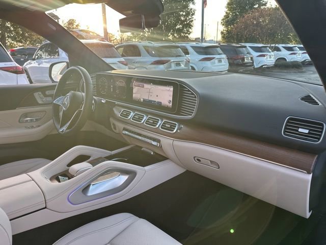 Used 2025 Mercedes-Benz GLE 450 4MATIC image 29