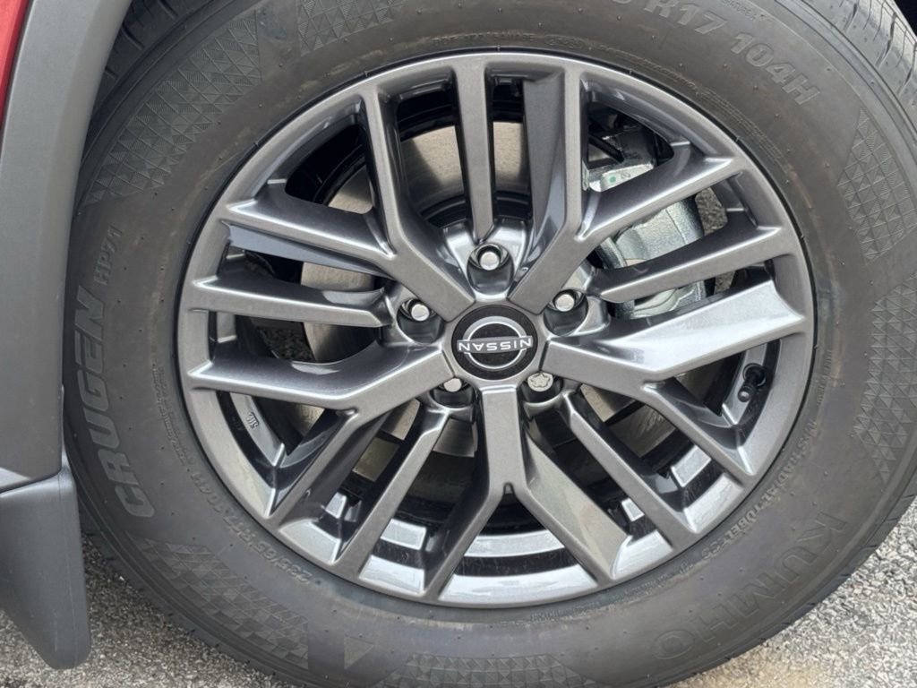 Certified 2025 Nissan Rogue S image 7