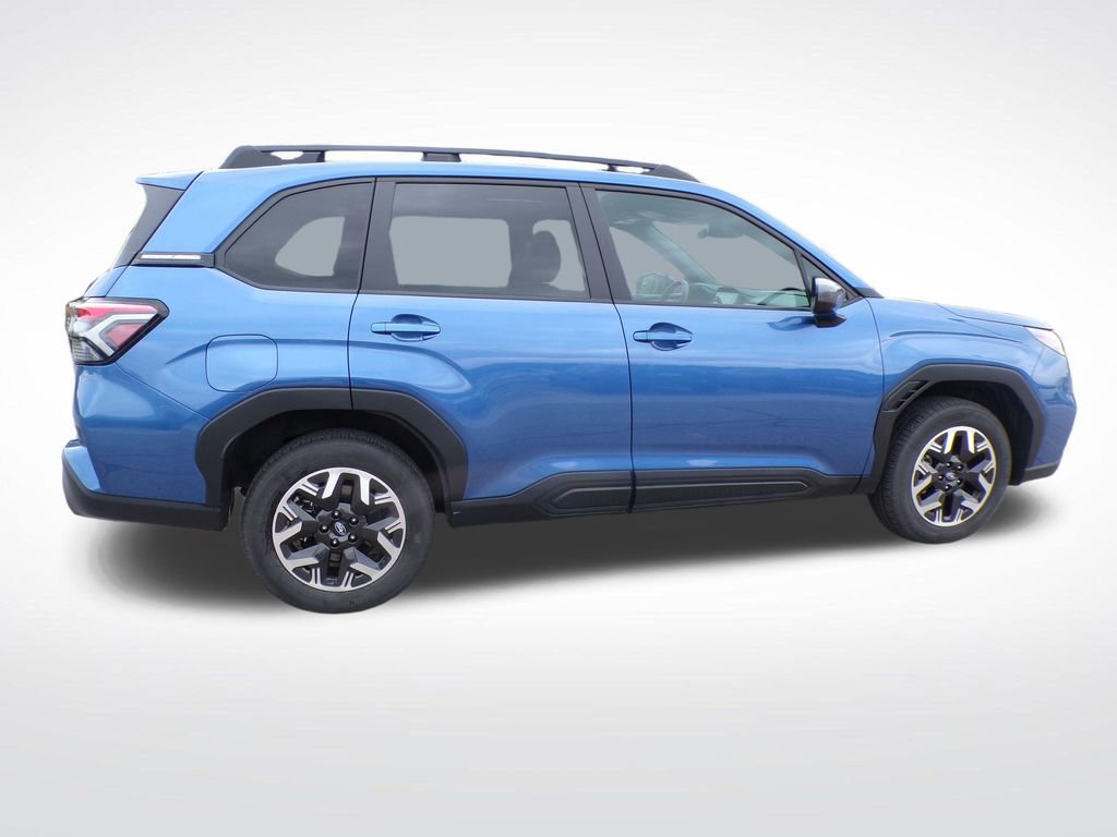Used 2026 Subaru Forester Premium AWD/4WD image 8