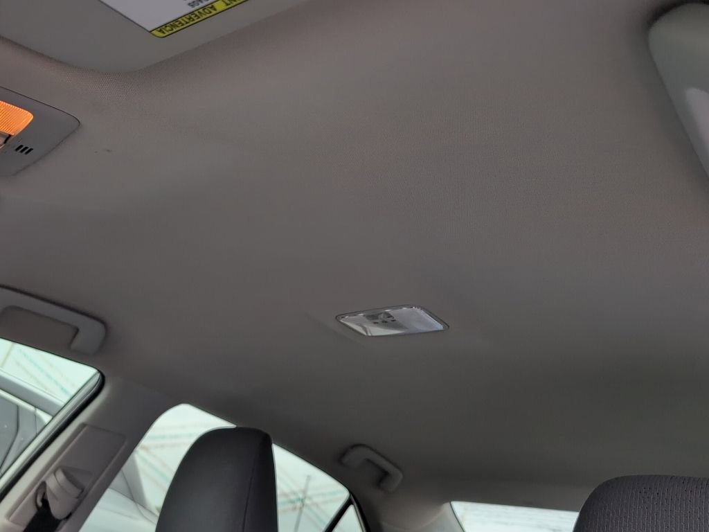 Used 2015 Toyota Corolla L FWD image 17