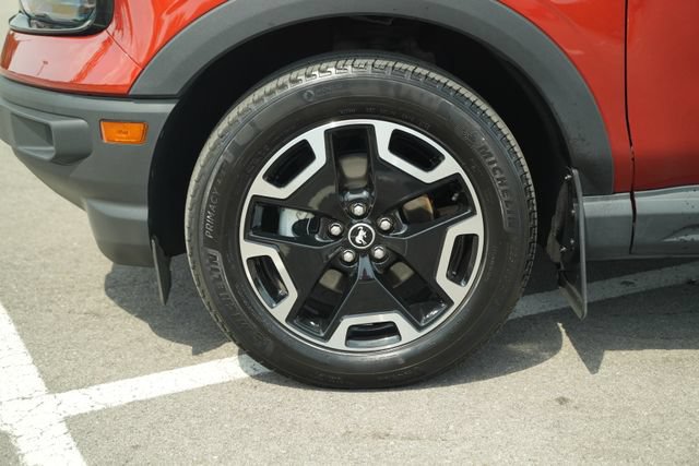 Used 2023 Ford Bronco Sport Outer Banks w/ Tech Package AWD/4WD image 11