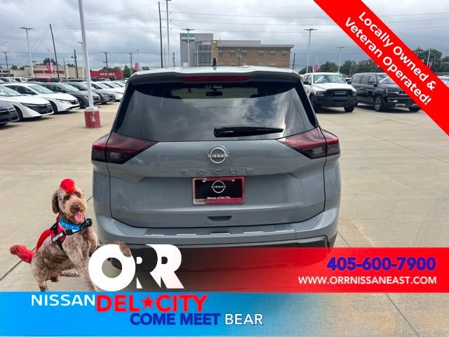 New 2026 Nissan Rogue SV FWD image 4