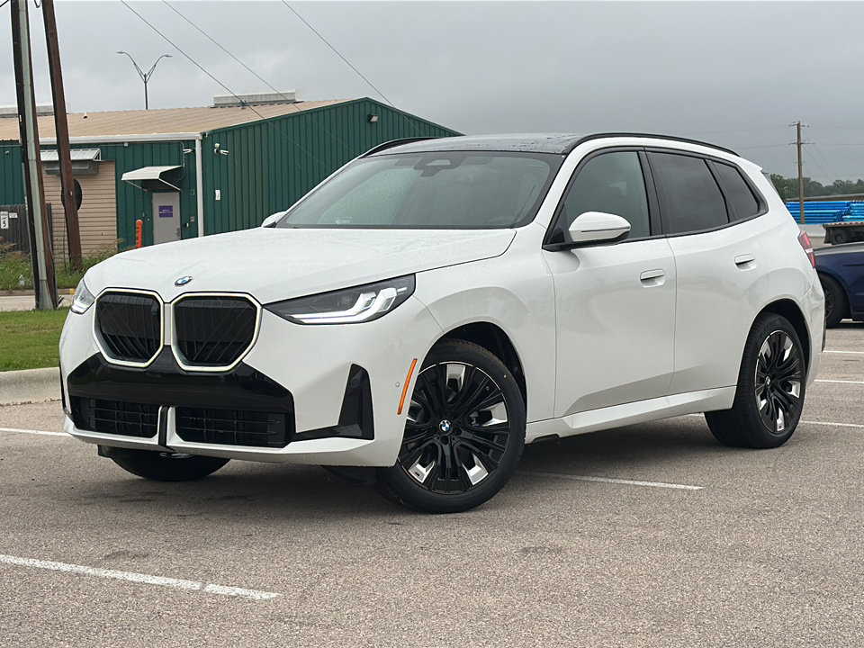 New 2026 BMW X3 xDrive30 w/ Premium Package AWD/4WD image 2