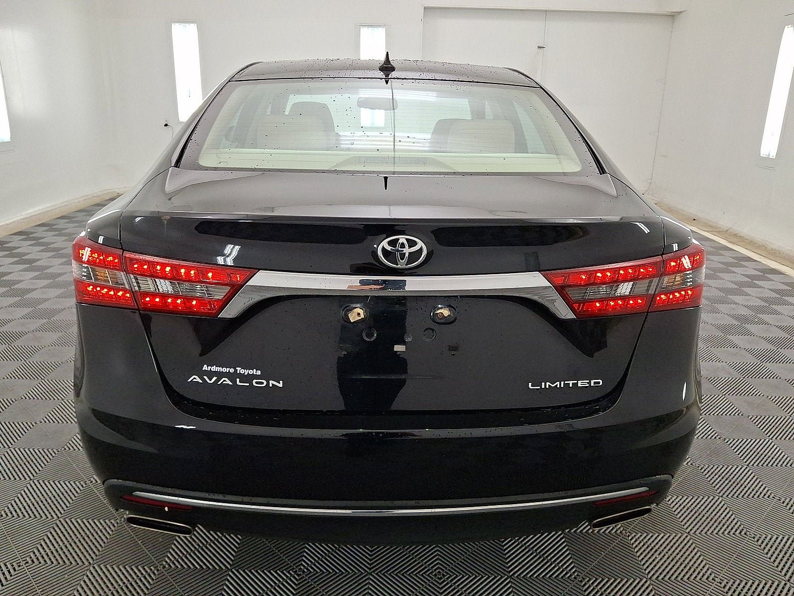 Used 2016 Toyota Avalon Limited w/ Protection Package FWD image 15