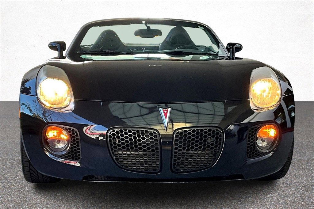 Used 2008 Pontiac Solstice GXP w/ Premium Package video 3