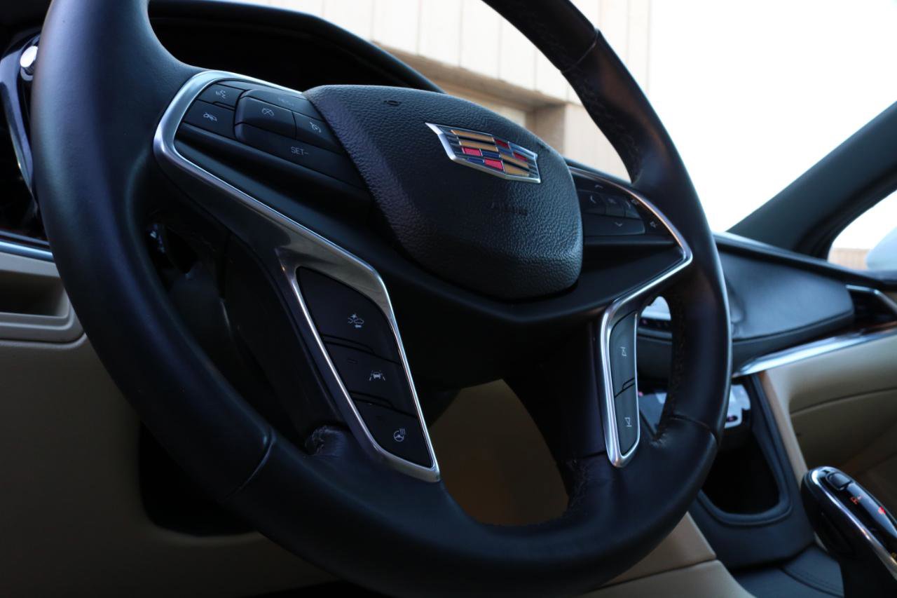 Used 2017 Cadillac XT5 Luxury w/ Driver Awareness Package FWD image 31