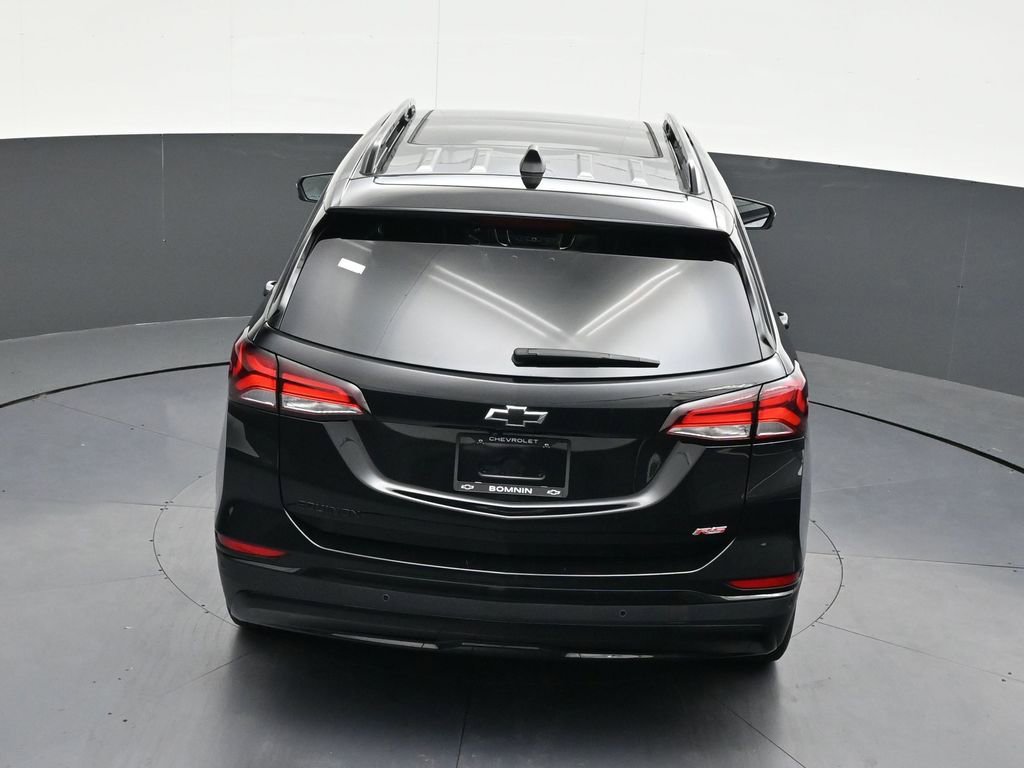 Used 2024 Chevrolet Equinox RS w/ RS Leather Package FWD image 21