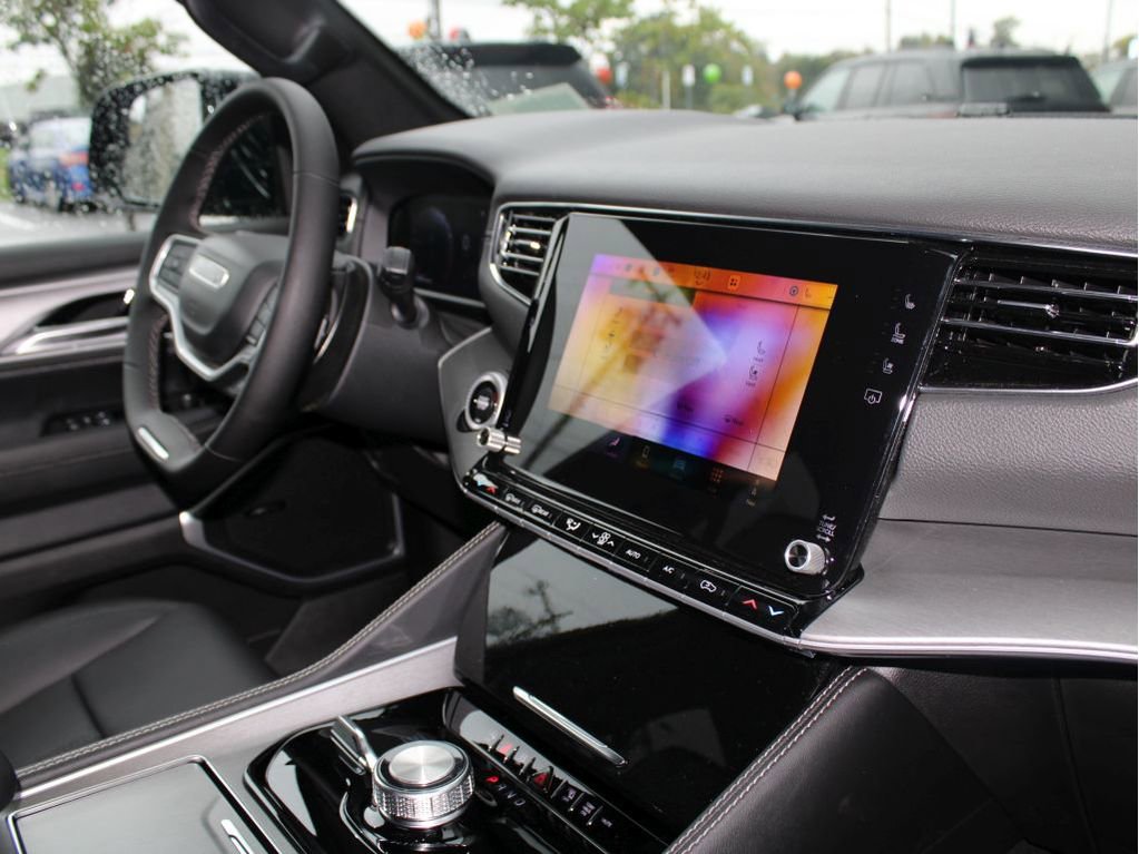 New 2025 Jeep Wagoneer Series II w/ Premium Group I image 35