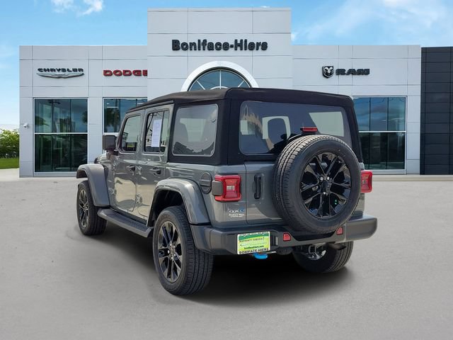 Used 2022 Jeep Wrangler Unlimited Sahara AWD/4WD image 4