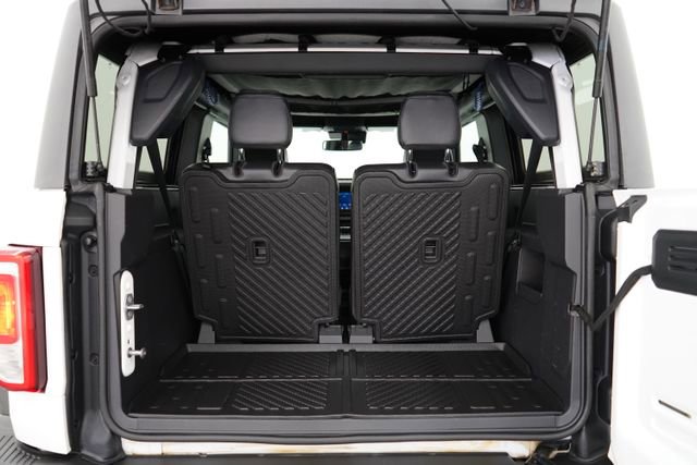 Used 2022 Ford Bronco Black Diamond w/ Sasquatch Package image 35