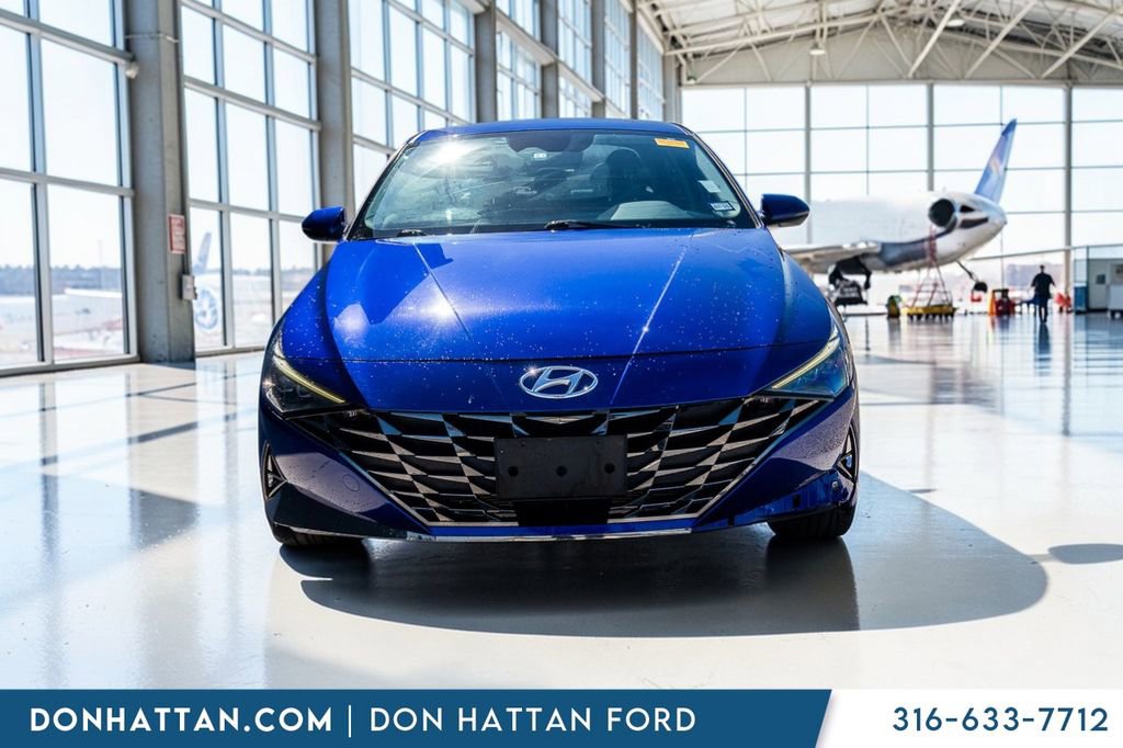 Used 2023 Hyundai Elantra Limited image 23
