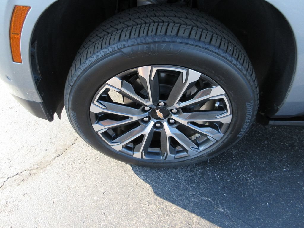 Certified 2025 Chevrolet Tahoe High Country AWD/4WD image 15