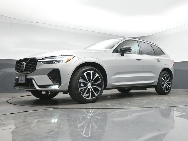 Used 2023 Volvo XC60 B5 Plus w/ Climate Package AWD/4WD image 40