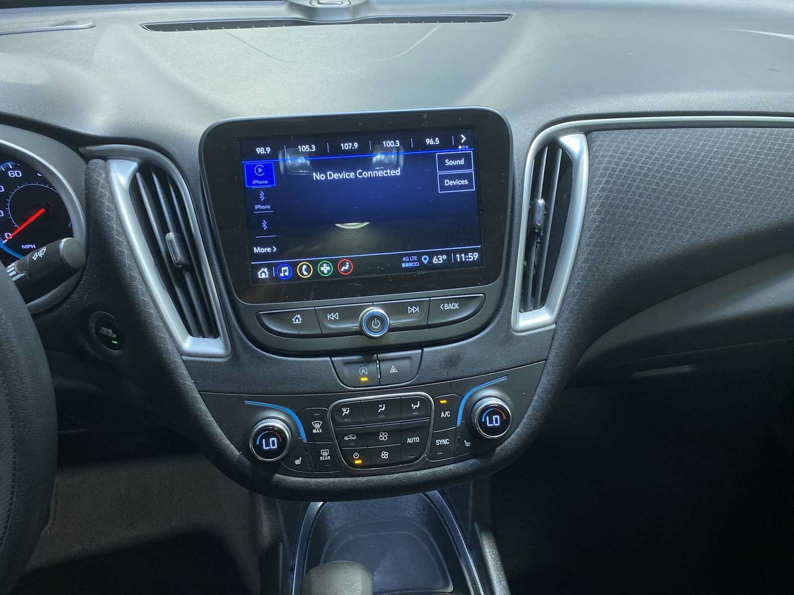 Used 2024 Chevrolet Malibu LT FWD image 16