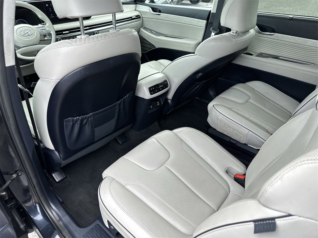 Used 2024 Hyundai Palisade Calligraphy image 30