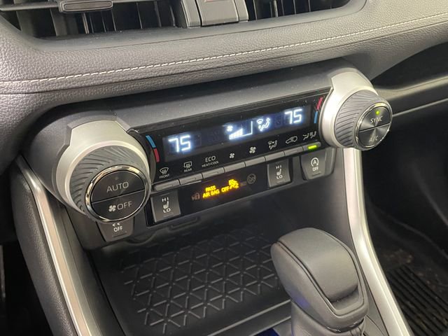 Used 2025 Toyota RAV4 XLE w/ Convenience Package image 8