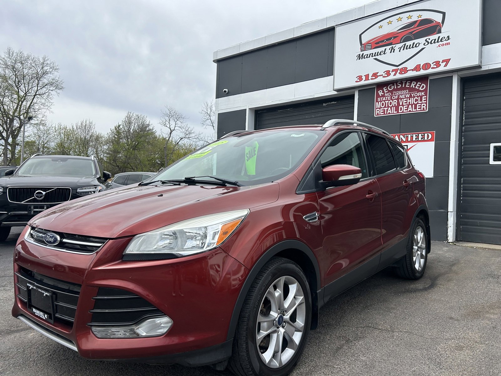 Used 2015 Ford Escape Titanium AWD/4WD image 3