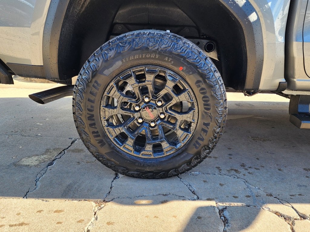 New 2026 GMC Canyon Elevation w/ Convenience Package image 50