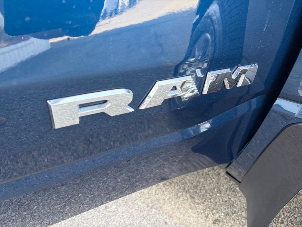Used 2023 RAM 1500 Big Horn AWD/4WD image 10