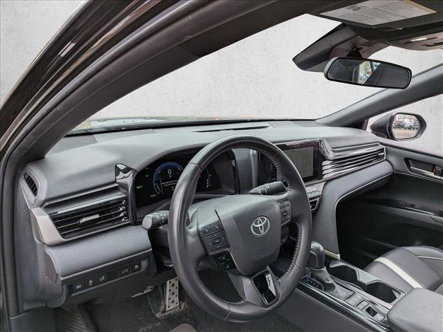 Certified 2025 Toyota Camry SE image 9