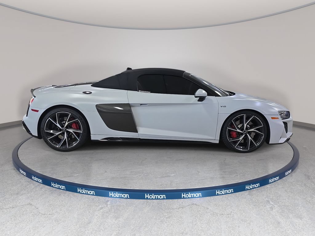 Used 2021 Audi R8 V10 w/ Premium Package RWD image 6