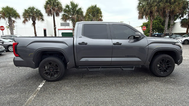 Used 2025 Toyota Tundra SR5 w/ SR5 Convenience Package AWD/4WD image 10