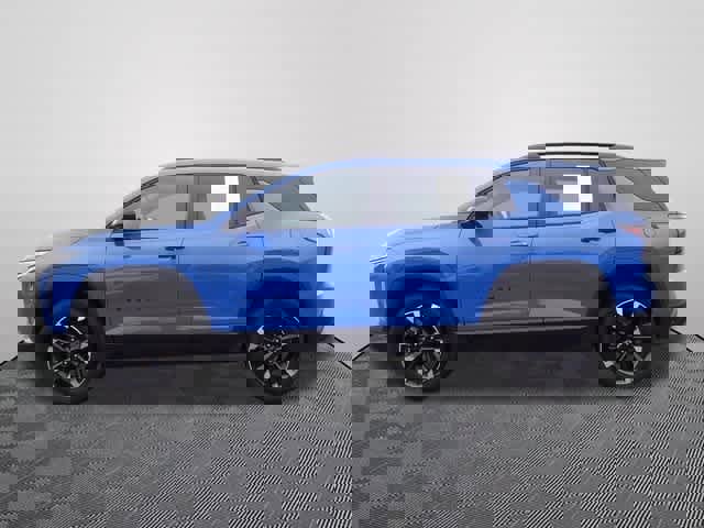 Used 2025 Chevrolet Equinox RS w/ Safety and Technology Package image 2