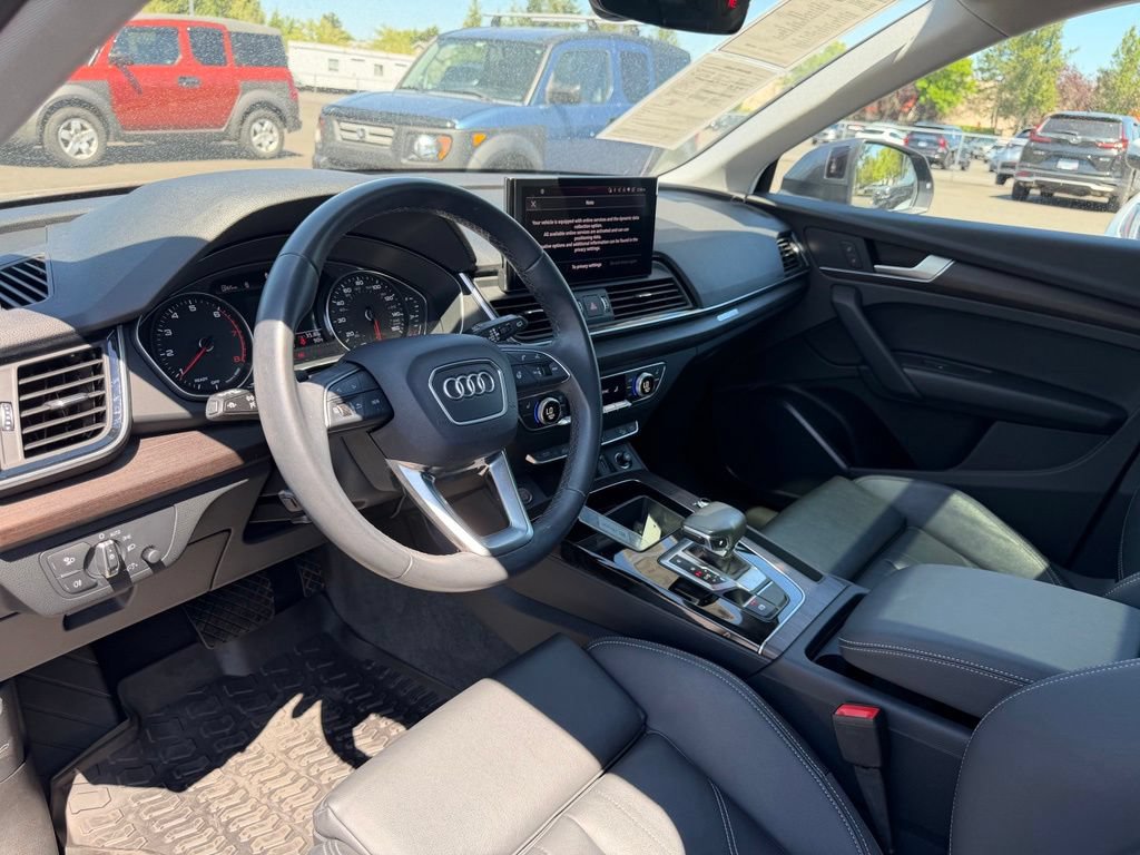 Used 2024 Audi Q5 2.0T Premium AWD/4WD image 16