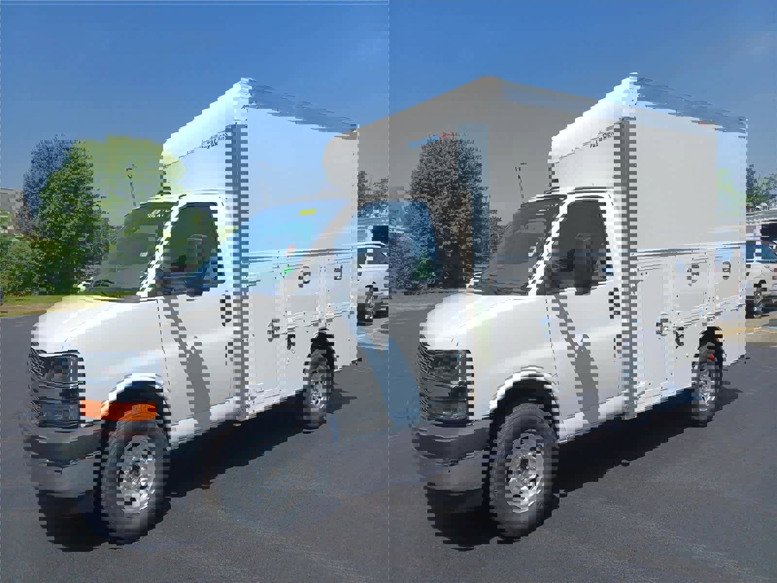 New 2025 Chevrolet Express 3500 w/ Power Convenience Package