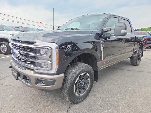 Used 2023 Ford F250 King Ranch w/ Tremor Off-Road Package AWD/4WD image 2