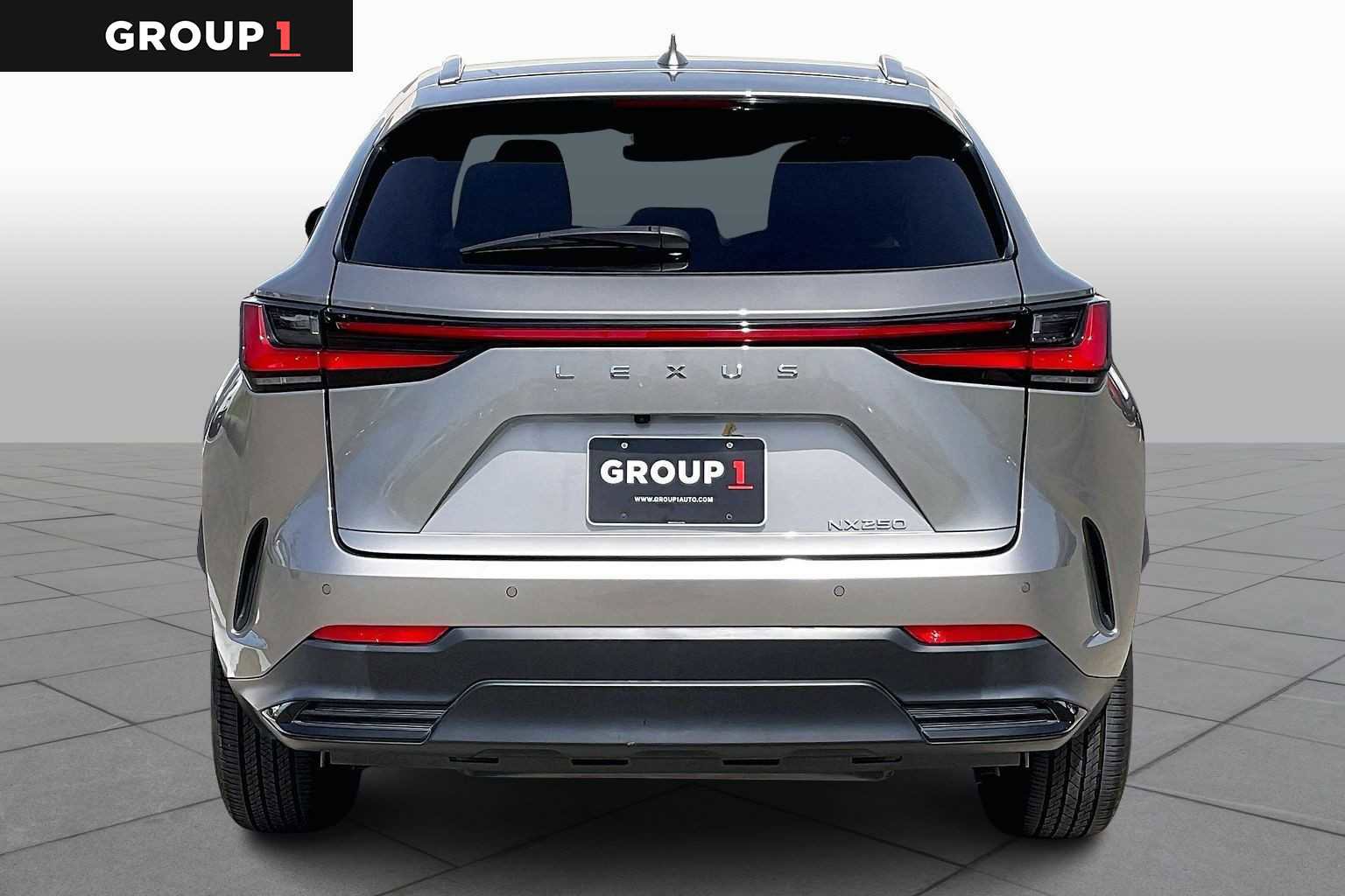 Used 2024 Lexus NX 250 Premium image 5