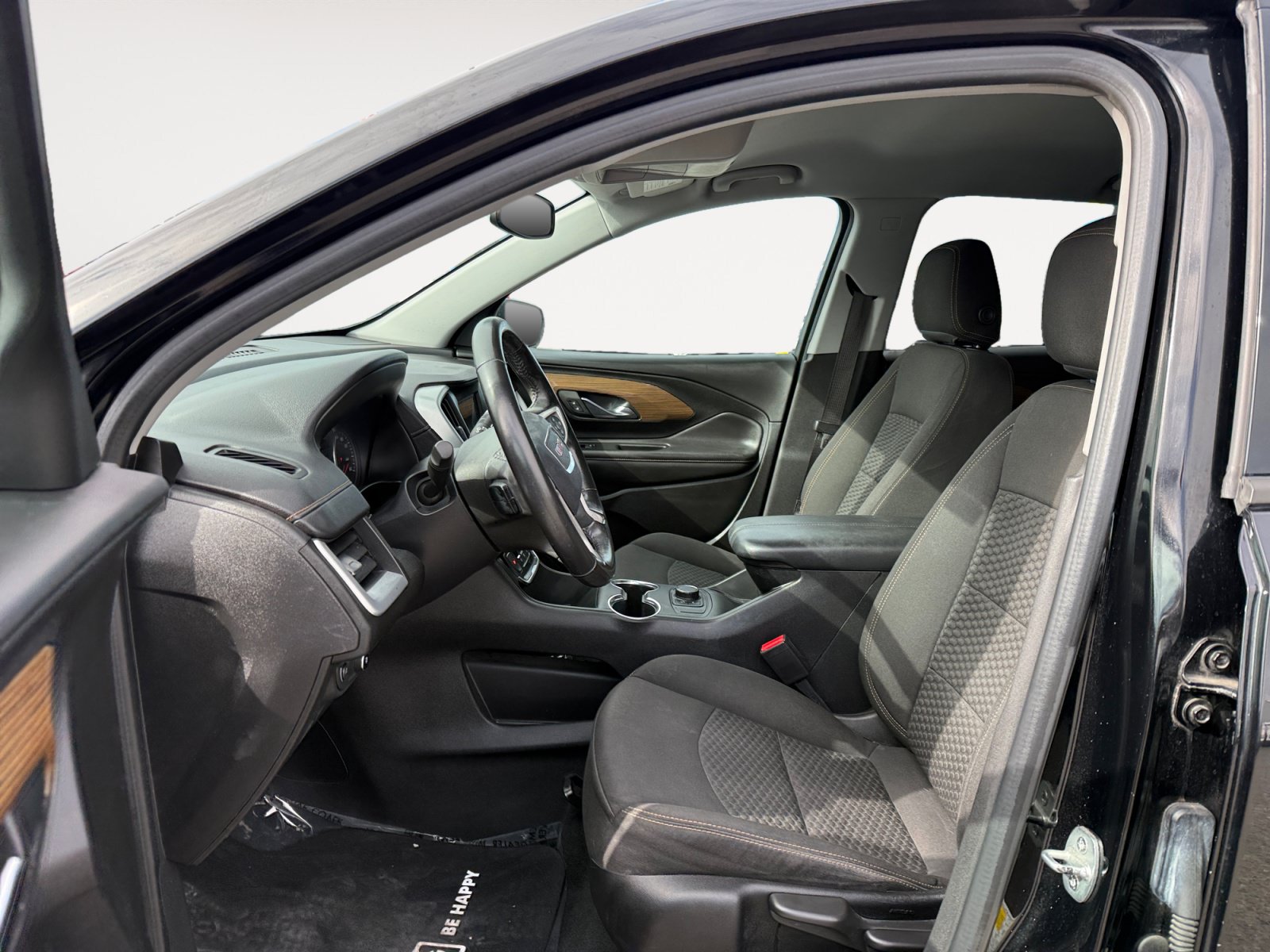 Used 2020 GMC Terrain SLE w/ Elevation Edition FWD image 10