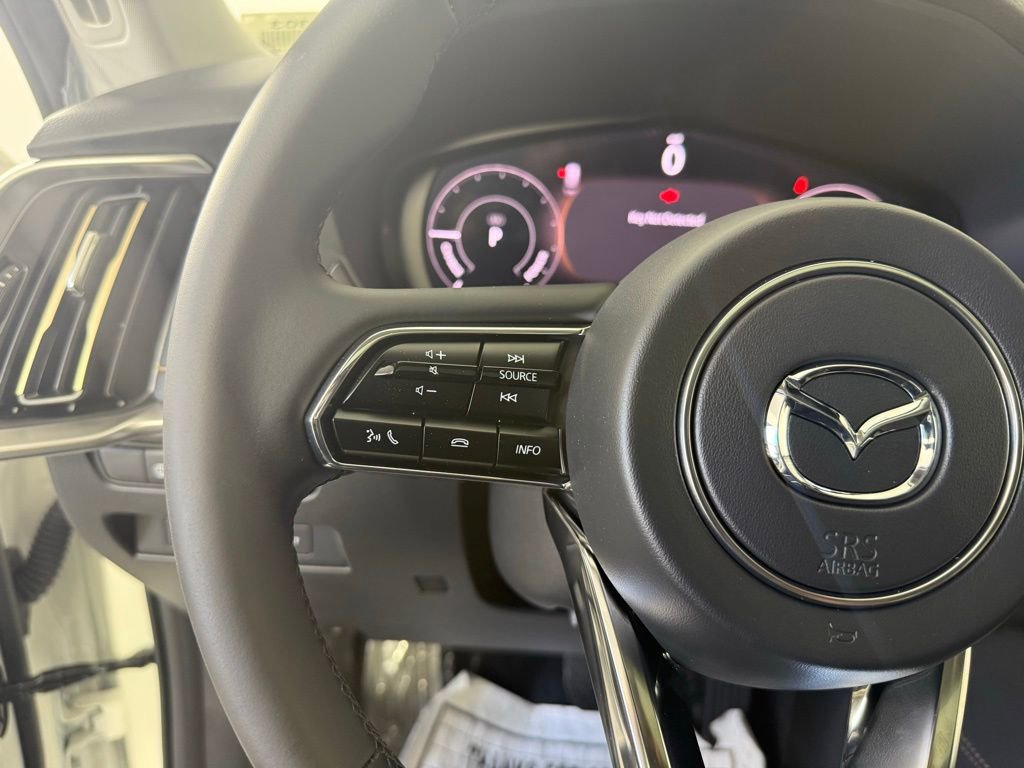 New 2025 MAZDA CX-70 Plug-In Hybrid w/ Premium Pkg image 17
