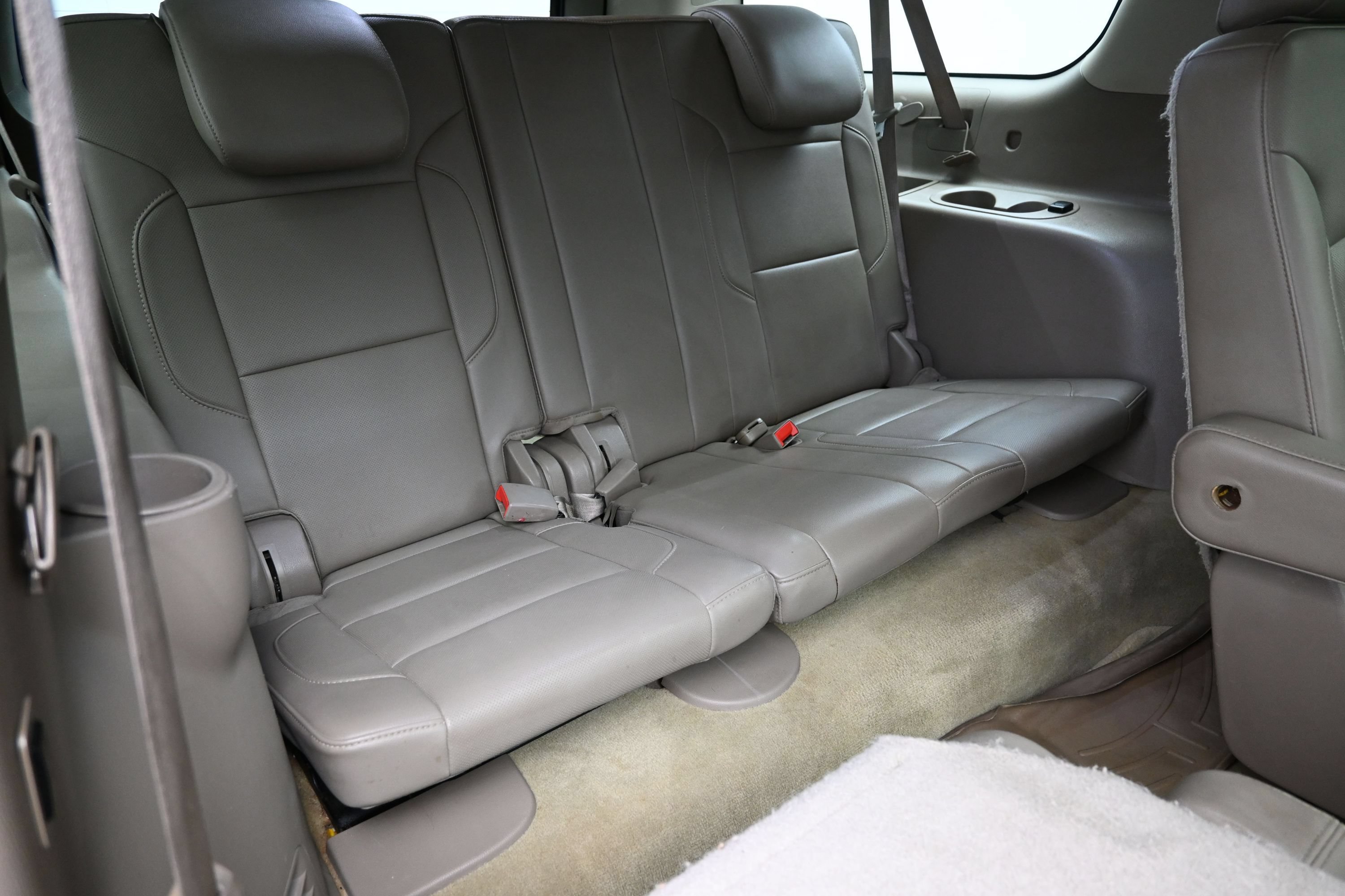 Used 2015 Chevrolet Suburban LTZ AWD/4WD image 40