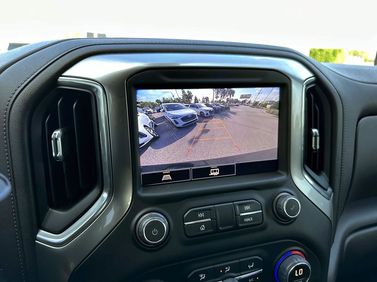 Used 2022 Chevrolet Silverado 1500 LT Trail Boss w/ Convenience Package II image 27