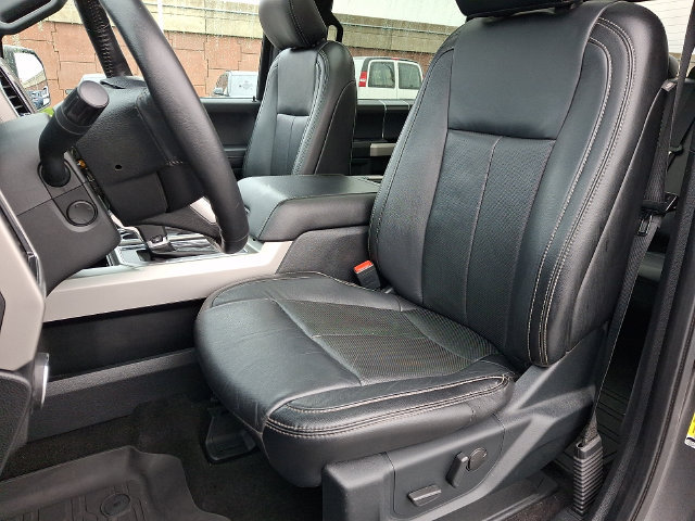 Used 2020 Ford F150 Lariat w/ Equipment Group 502A Luxury AWD/4WD image 16