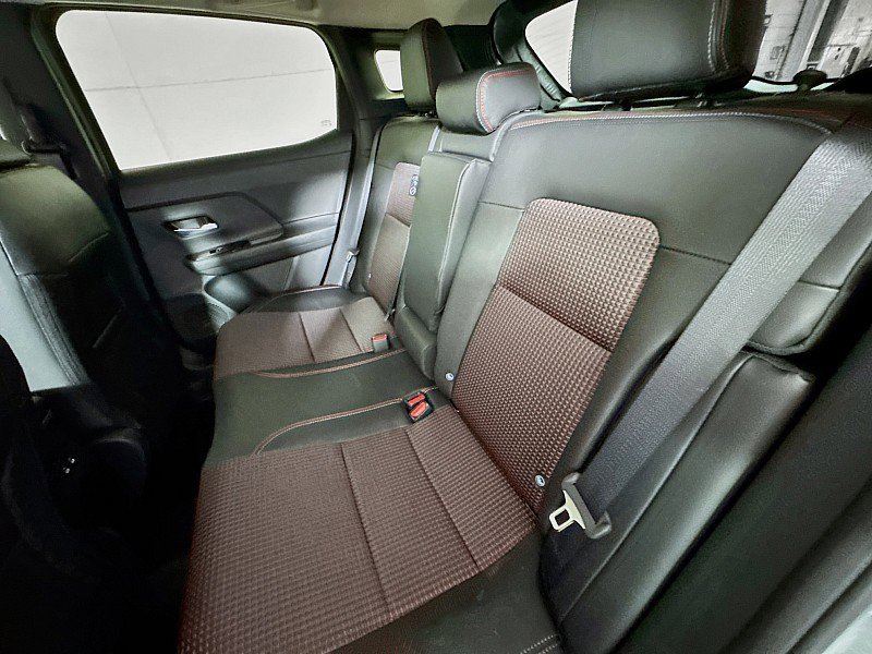 New 2026 Nissan Kicks SR w/ Cold Weather Package image 21