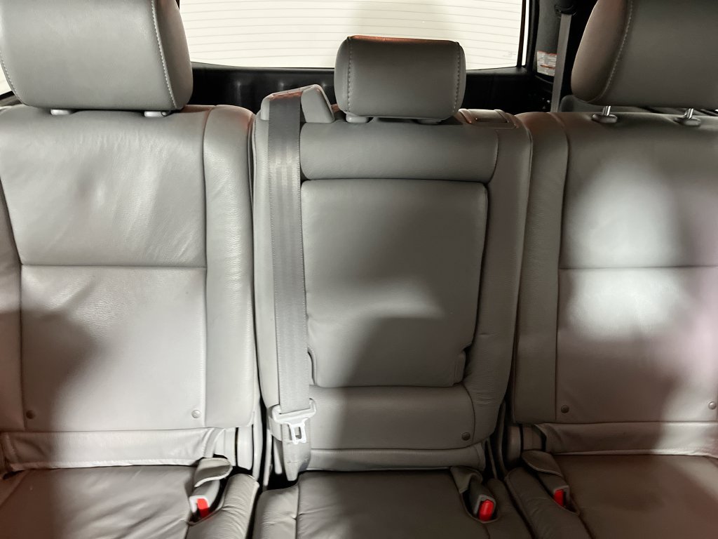 Used 2018 Toyota Sequoia Limited w/ Safety & Convenience Package AWD/4WD image 27
