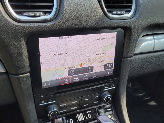 Used 2021 Porsche 718 Boxster image 20