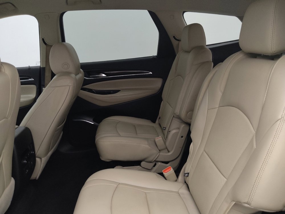 Used 2019 Buick Enclave Essence image 18