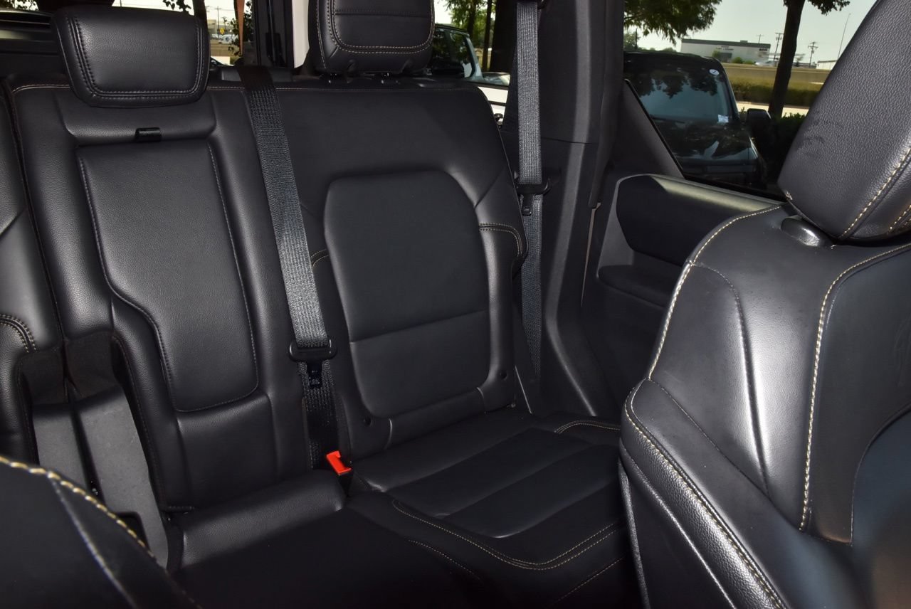 Certified 2025 Ford Bronco Badlands AWD/4WD image 22